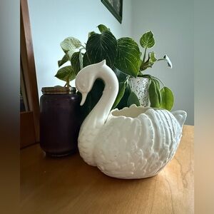 Adorable White Swan Planter